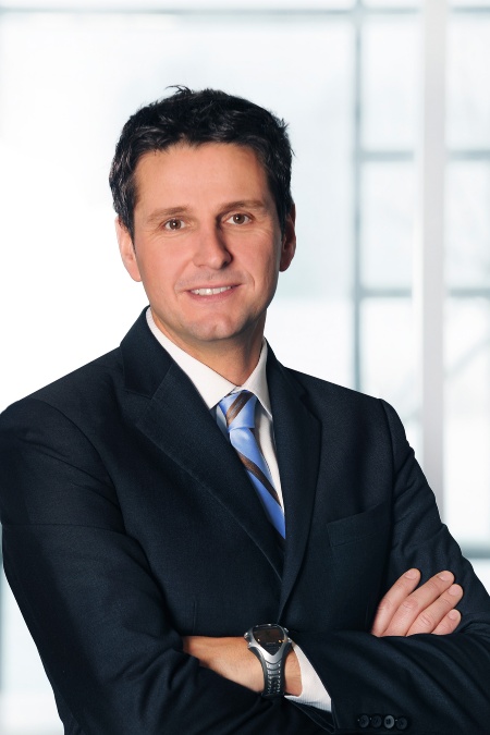 Andreas Urschitz, Leiter des Geschäftsbereichs Power Management & Multimarket der Infineon Technologies AG